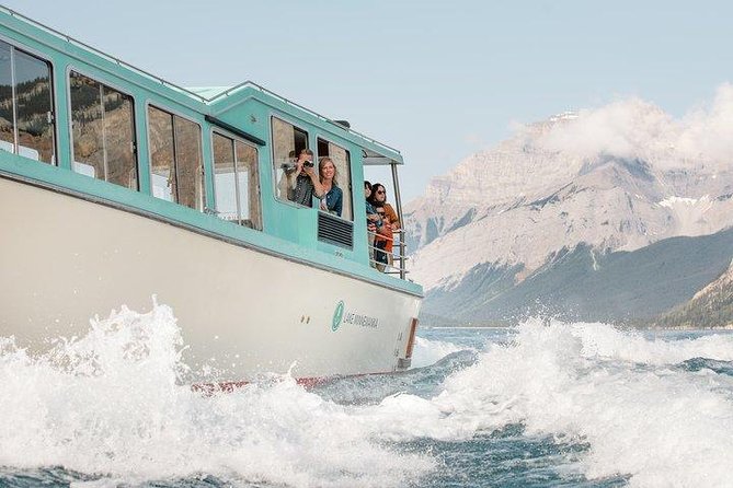Lake Minnewanka Cruise - Wildlife watching along the shore