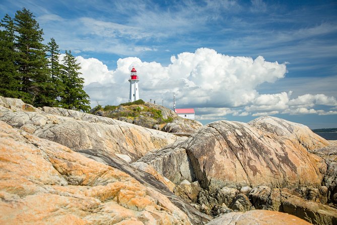 Lighthouse Park Hiking / Horseshoe Bay Discovery Tour - Whytecliff Park and its bluff-top views