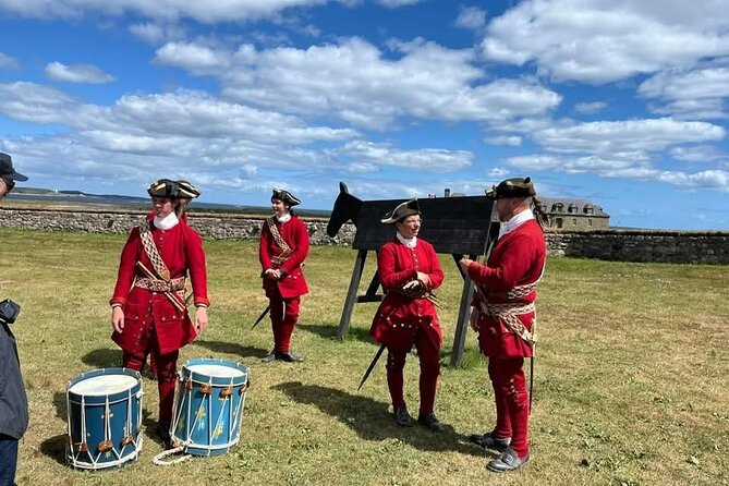 Louisbourg Fortress, Lighthouse and Cliffside Adventure - Sydney’s waterfront and heritage sights