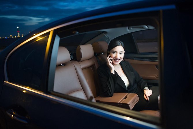 Low Cost :- Hire Full or Half Day Executive Luxury Car Services in Toronto - Choosing between three, six, and twelve hours