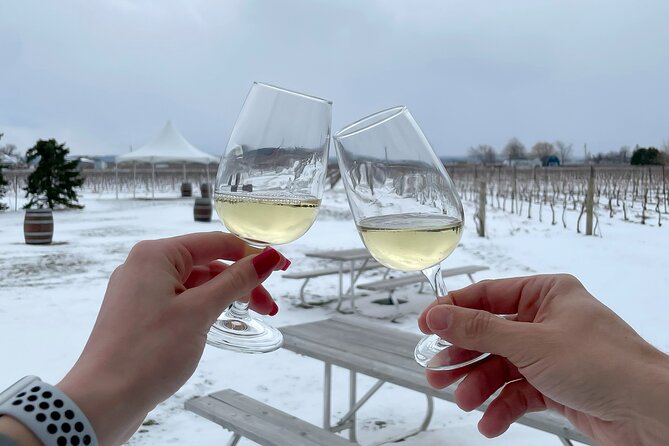 Lunch in the Vineyard: A Scenic Niagara Wine Tour Experience - Pickup details that can make or break the day