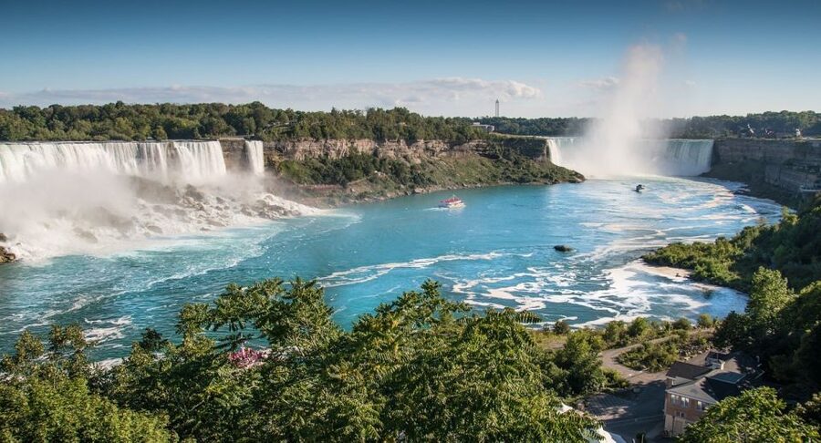 Luxury Day Trip: Niagara on the Lake, Wine & Falls - Choosing Niagara City Cruises or Journey Behind the Falls