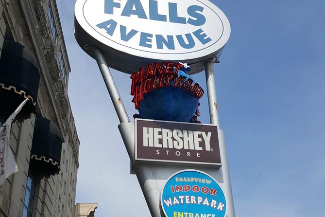 Luxury Niagara Falls Day Trip from Toronto with Cruise and Lunch - Niagara-on-the-Lake slows the day down