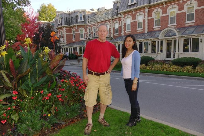Luxury Small-Group Niagara Falls Day Tour from Toronto with Hornblower Cruise - Table Rock and Photo Time