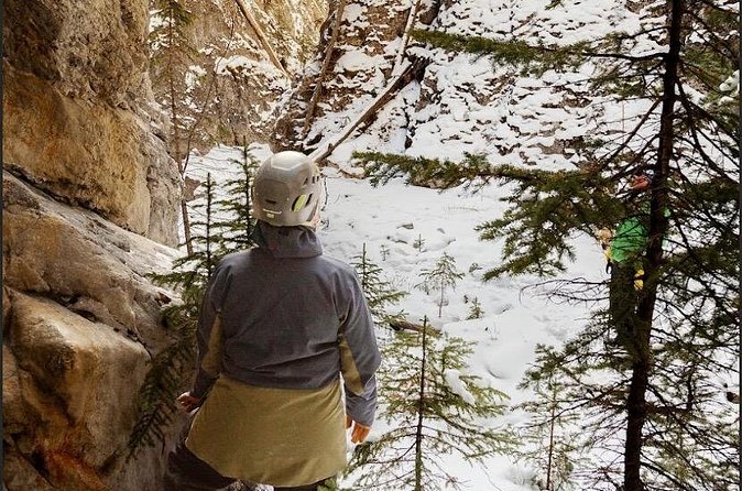 Maligne Valley and Pleckaitis Icewalk - What to wear and bring