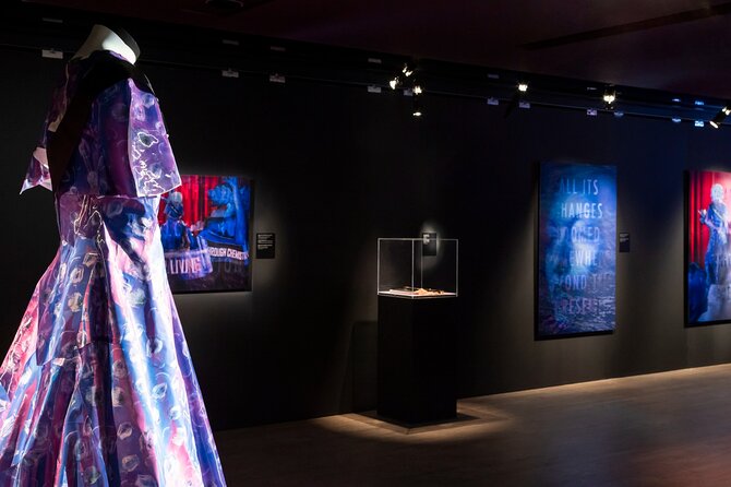 McCord Stewart Museum - Admission - Going without a guide
