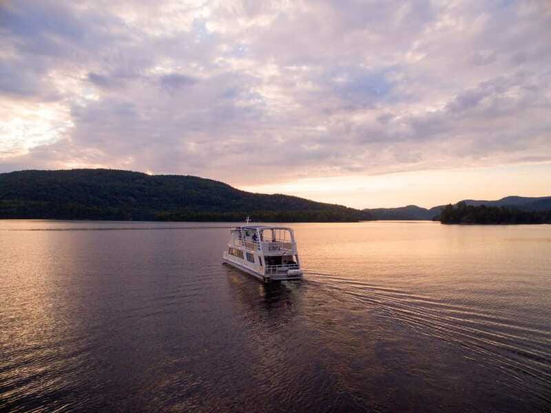 Mont-Tremblant: Guided Scenic Lake Cruise - The First Views Across Lac Tremblant