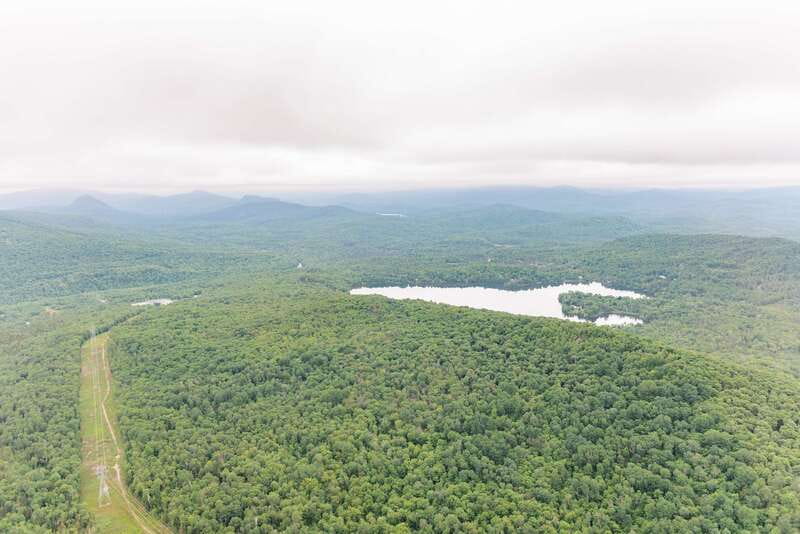 Mont Tremblant: Helicopter Tour with Optional Stopover - Windows, headsets, and the view from the cabin
