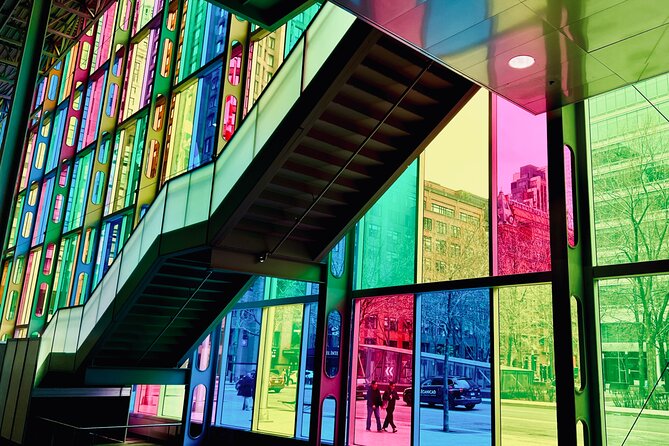 Montreal: 3-Hour Private Car Tour with Expert & Free Pick up - Notre-Dame Basilica and Place d’Armes