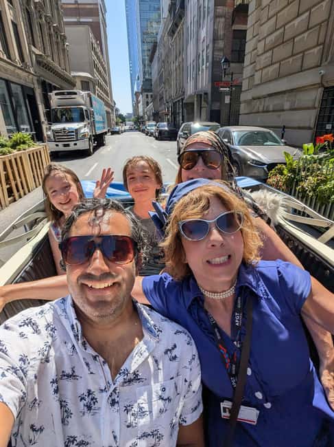 Montreal: An unforgettable guided tour in a vintage 1930s convertible car - Why a Vintage Convertible Changes Old Montreal
