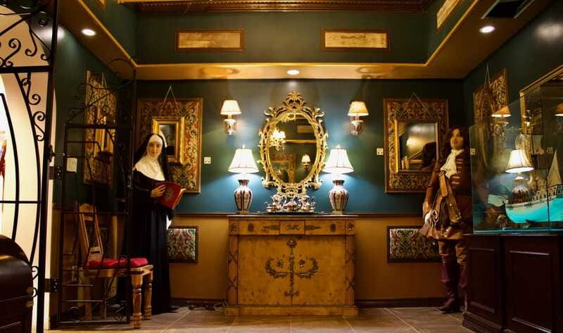 Montreal: Art Center and Museum Audio Guided Tour - Who will enjoy this art center most?