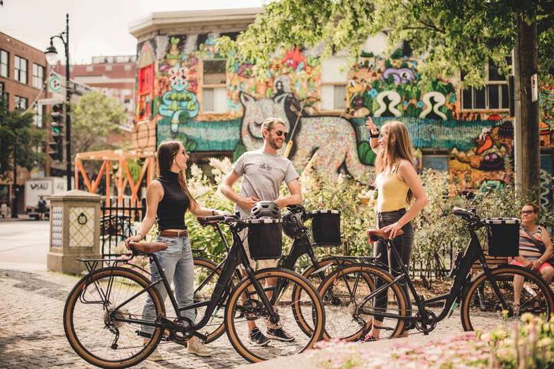Montreal: Downtown and Old Montreal Highlights Bike Tour - What the three-hour pace feels like