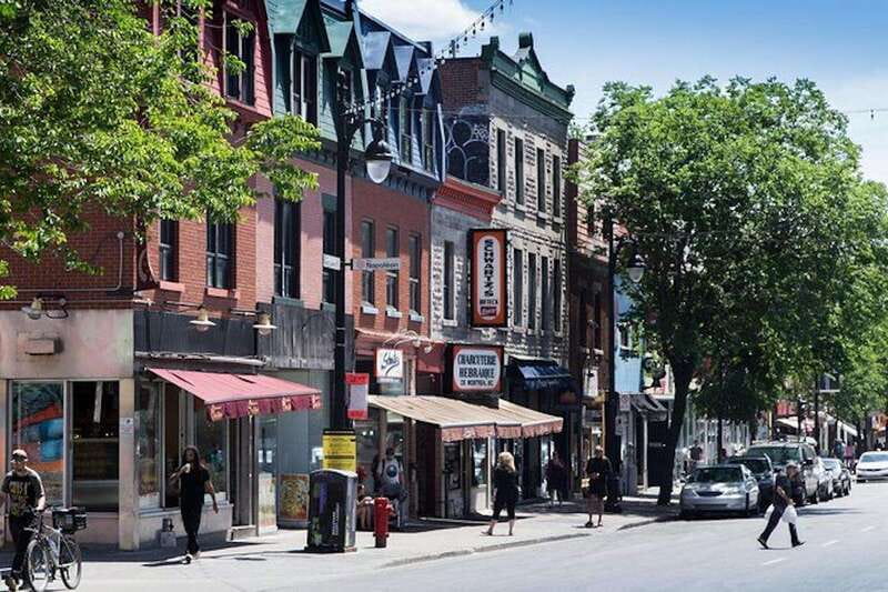 Montreal: Essential Neighborhoods Walking Tour + Basilica - Saint-Laurent Boulevard and Montreal’s MURAL Art