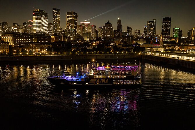Montreal: Evening cruise with DJ - La Ronde and Île Sainte-Hélène