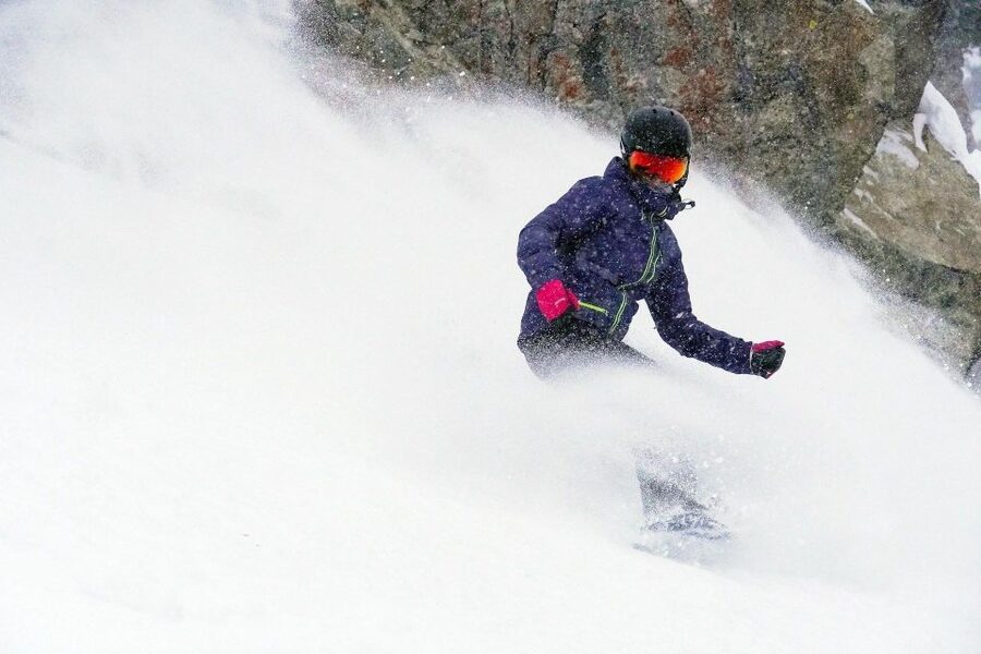 Montreal: Guided Skiing in Quebec Forests - What a full day on the mountain feels like