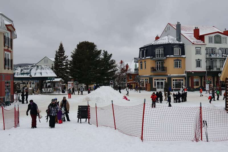 Montreal: Guided Skiing in Quebec Forests - Languages, group size, and the guide’s role