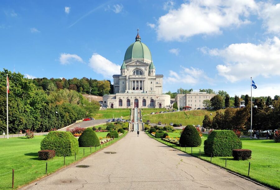 Montreal: Half-day Guided City Tour - Old Montreal brings the city’s older face into view