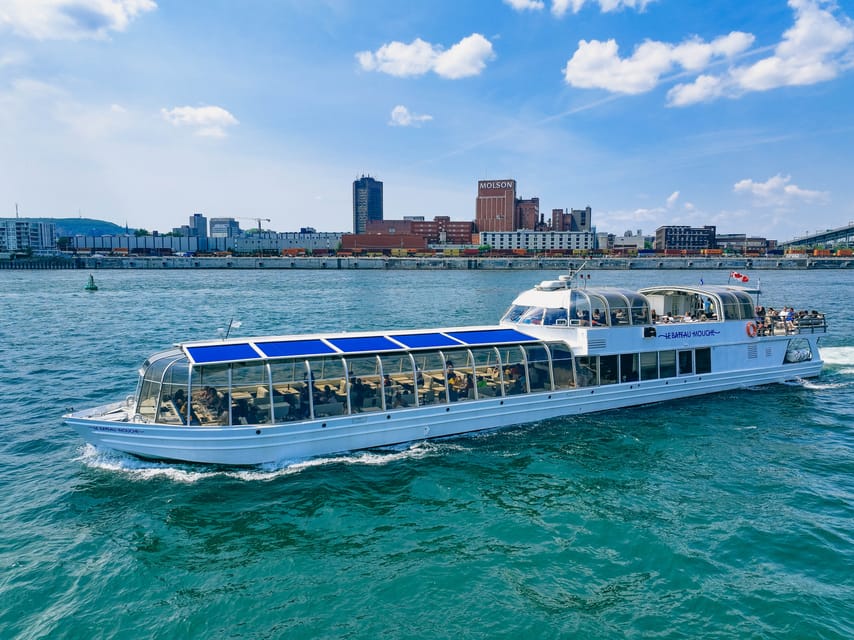 Montreal: Le Bateau-Mouche St. Lawrence Sightseeing Cruise - Choosing your seat on the flat-bottomed boat