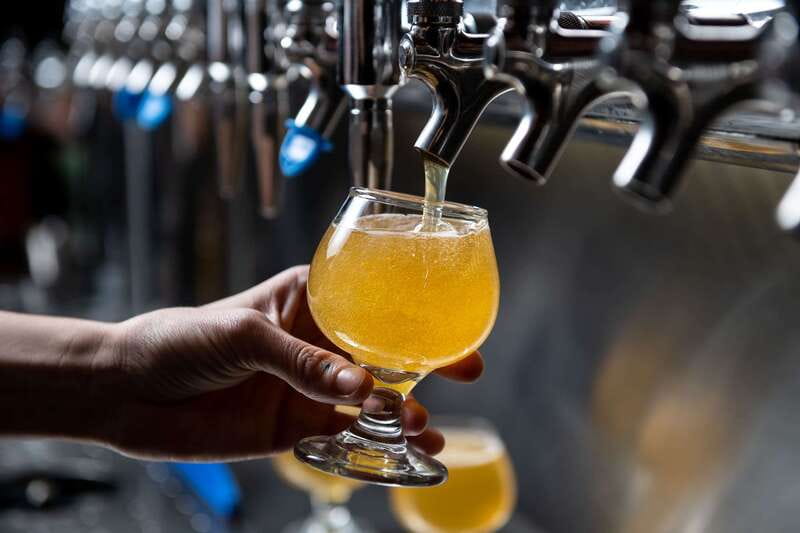 Montreal Old Port: Craft Brewery and Beer Tasting Tour - Booking details and useful preparation