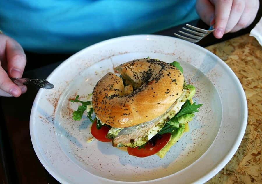 Montreal: Personalized Private Food Tour with a Local Foodie - Walking west to Mile End and the St-Viateur bagel stop