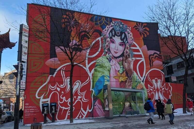 Montreal: Private custom walking tour with a guide - Why a private introduction can help in Montreal