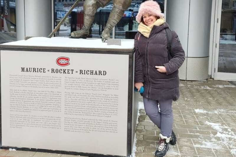 Montreal: Private custom walking tour with a guide - Booking tips that can improve your day