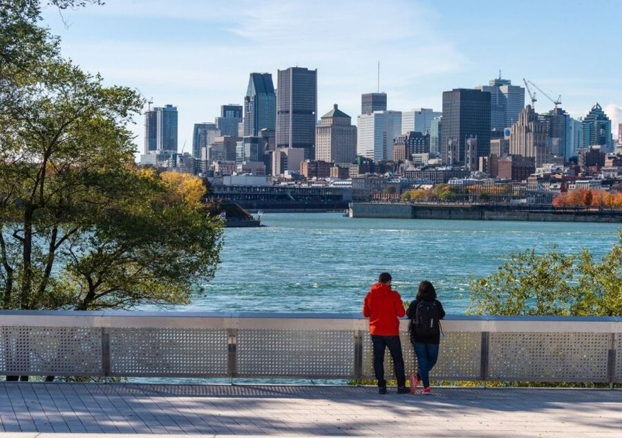 Montreal: Private Highlights & Hidden Gems Tour with a Local - Mount Royal Park and the city view