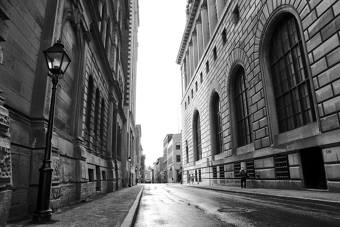Montreal Private Photo Tours with Pro Photographer - What you actually learn with a camera in hand