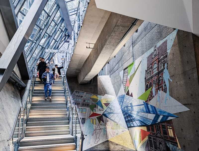 Montreal: RESO Underground City and Downtown Walking Tour - Why the $30 price can be worthwhile