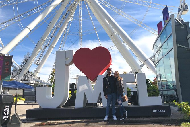 Montréal Scavenger Hunt and City Highlights Walking Tour - How the app changes the experience