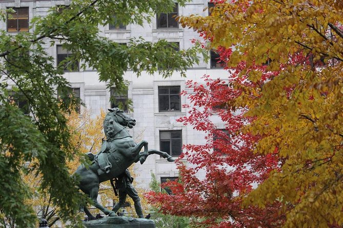 Montreal Shore Excursion: Pre- or Post-Cruise Guided Sightseeing Tour of Montreal - Port Transfers, Hotels, and Cruise Timing