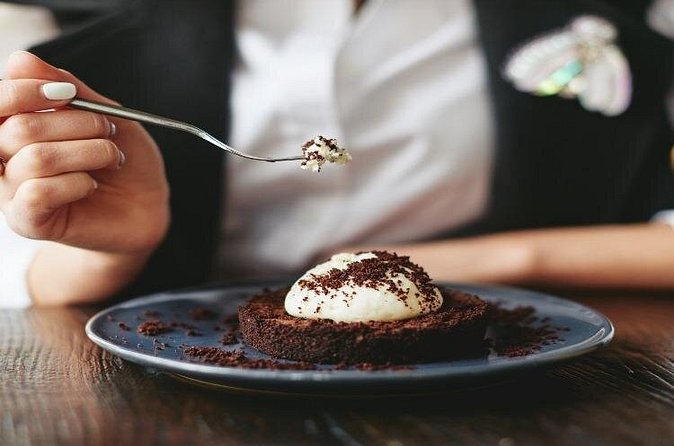 Montreal Small Group Food Walking Tour - The guide can make or break the experience