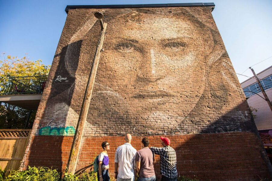 Montreal: Street Art & Mural 2-Hour Guided Walking Tour - Key points to know before you book