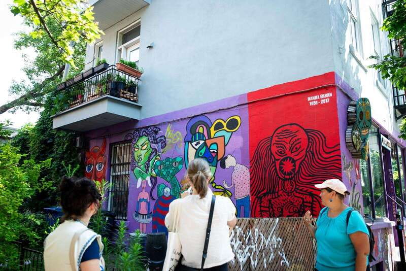 Montreal: The Original Locally Owned Street Art Walking Tour - How much walking and how accessible is it?