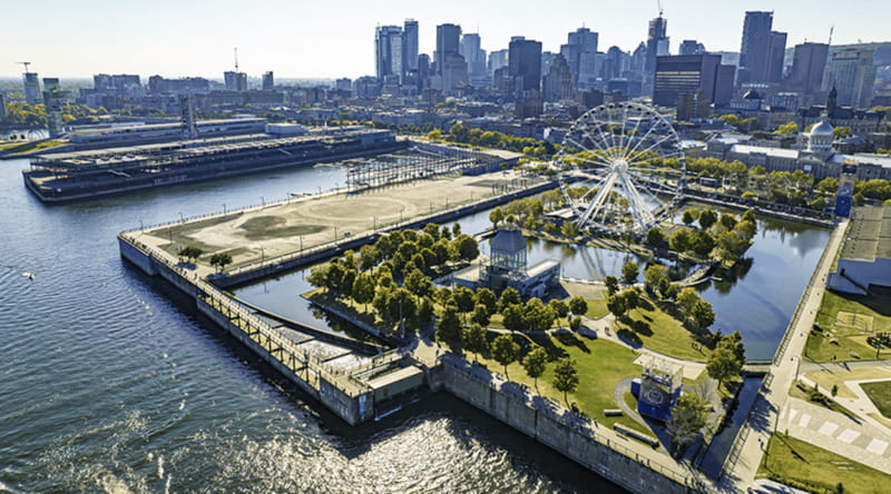 Montréal: Weekend River Brunch Cruise - The Signature upgrade and window seating