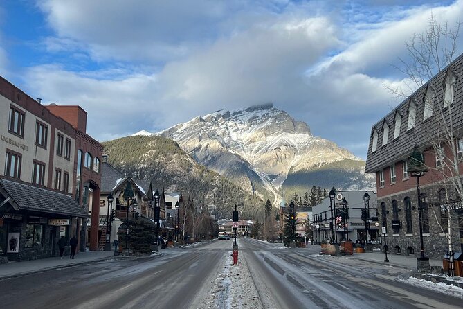 Moraine Lake Banff Town Lake Louise Johnston Canyon - The winter route trades Moraine Lake for waterfalls and viewpoints