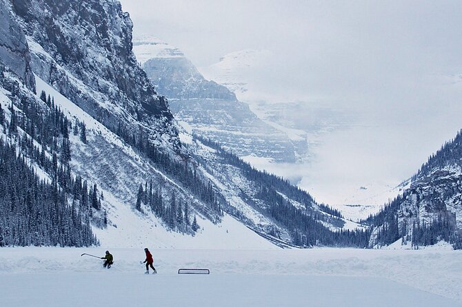 Moraine Lake, Louise Emerald Lake, and Peyto Lake all in day tour - Who should book this Banff lake tour?