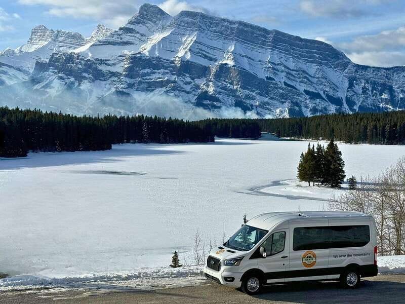 Moraine Lake Sunrise & Lake Louise from Calgary/Canmore/Banf - Practical Tips for a Better Morning
