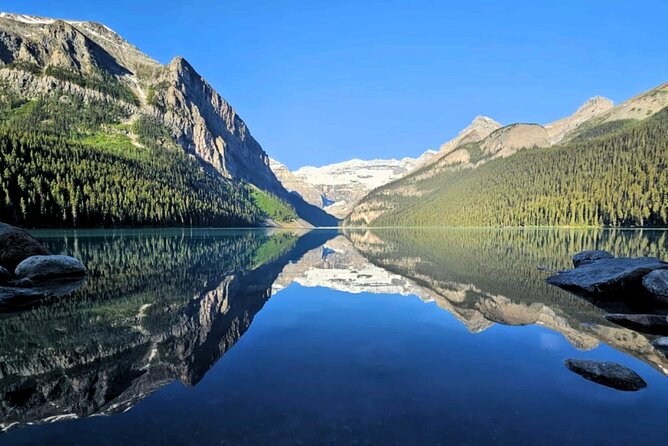 Morning Tour at Moraine Lake(2hrs) & Lake Louise(2hrs) - Two hours at Moraine Lake