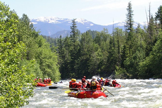 Nahatlatch River Rafting - 24 Amazing Rapids - Safety training before the first serious rapid