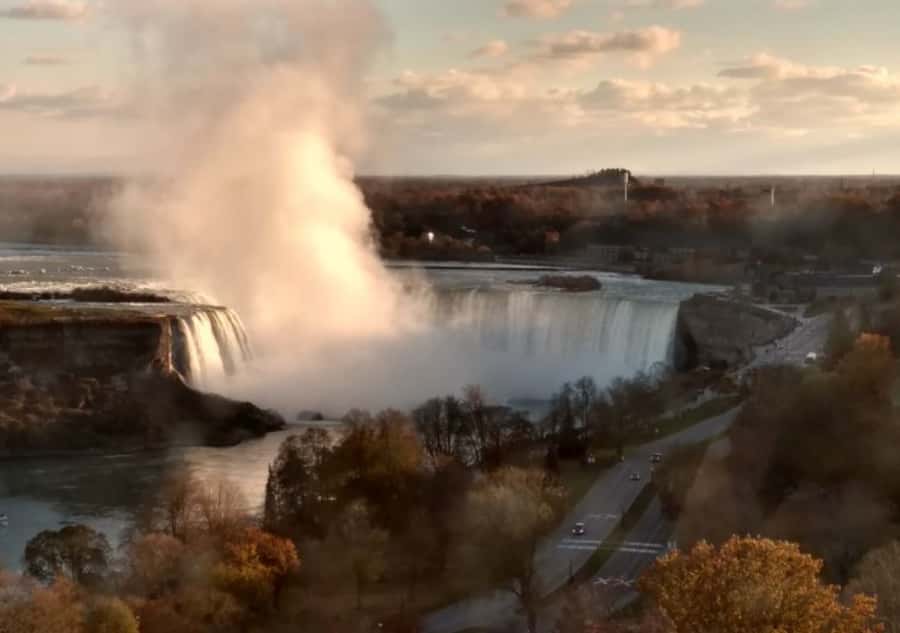 Niagara Adventure Theater & SkyWheel Combo - The Niagara SkyWheel from 175 feet
