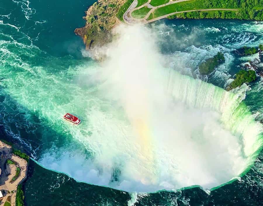 Niagara: Boat Tour, Lunch & Maple Syrup Tasting - Two hours around Table Rock and Niagara Falls