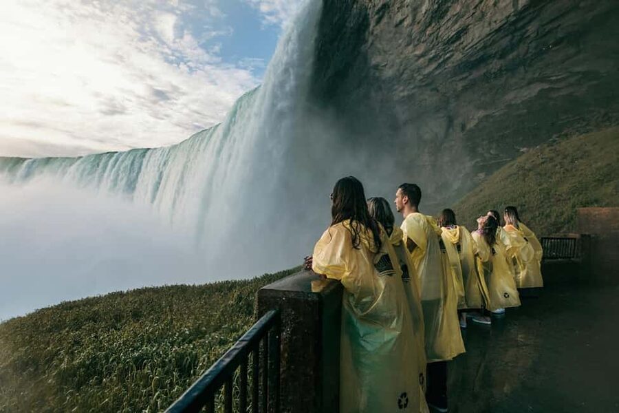 Niagara Falls: 5 Attraction Pass, WEGO Bus & Audio Guide - WEGO buses and Falls Incline Railway