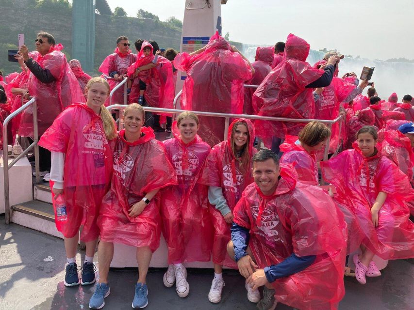 Niagara Falls Boat Cruise with Historical Walking Tour - Table Rock and the Canadian falls viewpoint