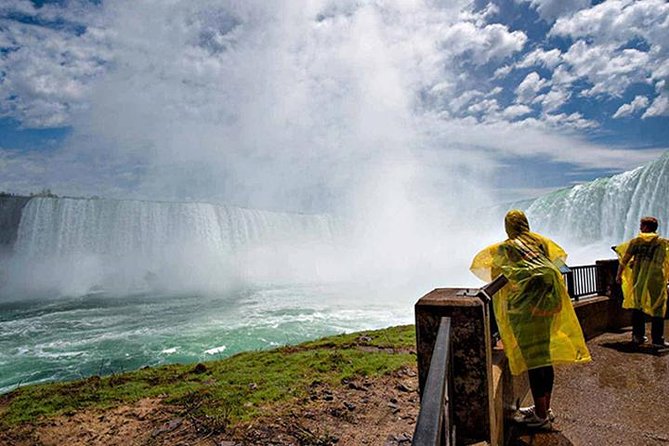 Niagara Falls Canada 3-Hour Tour w/Boat & Behind the Falls - How the timing feels in real life
