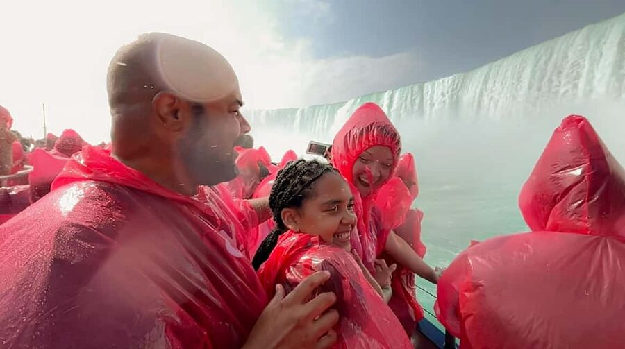 Niagara Falls Canada: Highlights Tour With Boat Cruise - Why this Niagara Falls tour works well