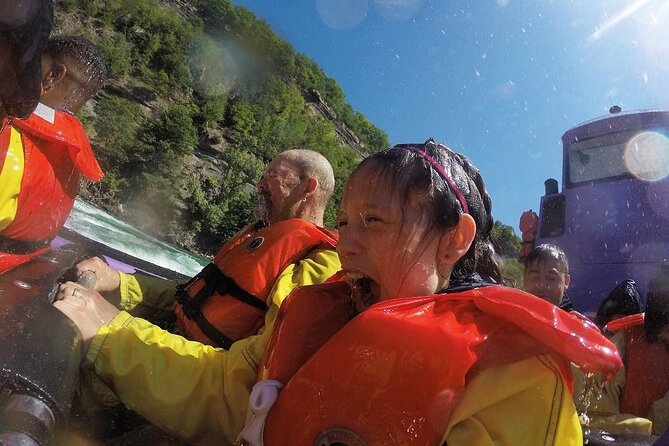 Niagara Falls Canada Open-Top (Wet) Jet Boat Tour - The 45-minute ride, from dock to rapids