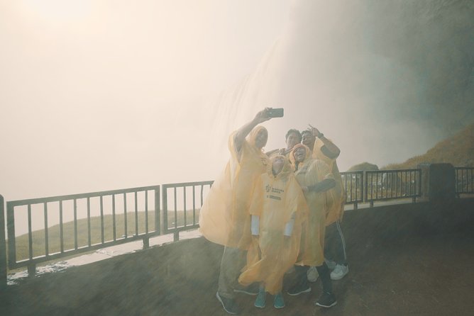 Niagara Falls Canada Tour: Helicopter, Boat, Behind Falls & Lunch - The helicopter flight: Niagara in one wide glance