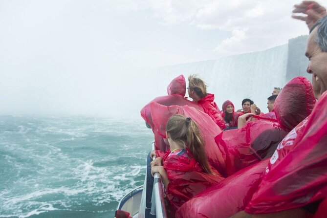 Niagara Falls Canada Walking Tour With Boat Cruise - Niagara Parkway and the three Falls