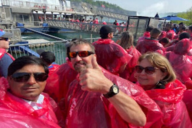 Niagara Falls Canada Walking Tour With Boat Cruise - Oakes Garden Theatre: a gentler opening